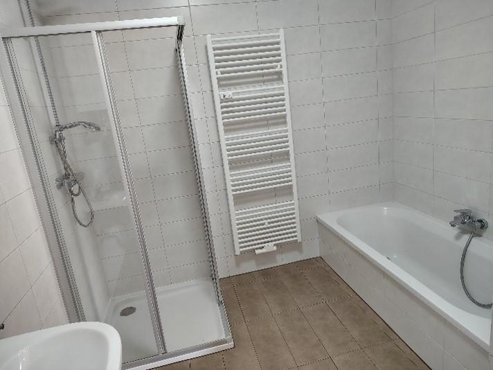 Neuwertige 3-Zimmer Wohnung 88,12 m&sup2; mit Balkon und Parkplatz in V&ouml;lkermarkt - Bild# 8