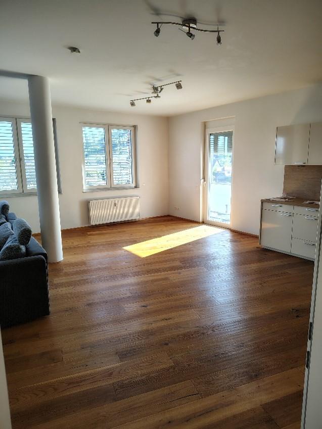 Neuwertige 3-Zimmer Wohnung 88,12 m&sup2; mit Balkon und Parkplatz in V&ouml;lkermarkt - Bild# 3