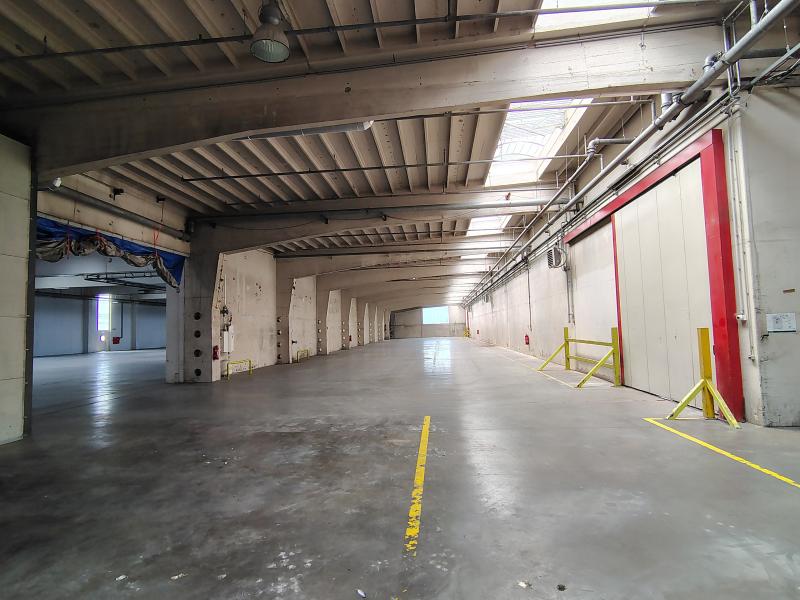 Moderne Lagerhalle mit 2701 m&sup2; und 8 m Raumh&ouml;he ab sofort verf&uuml;gbar - Bild# 7 