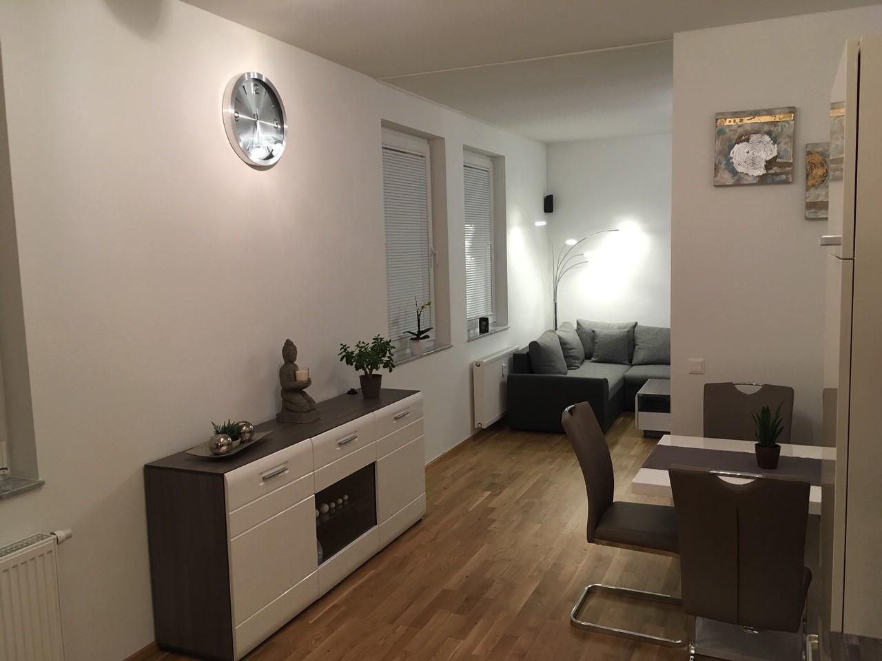 Top 2-Zimmer Wohnung 68,31 m&sup2; mit franz&ouml;sischem Balkon im Zentrum von V&ouml;lkermarkt - Bild# 2 