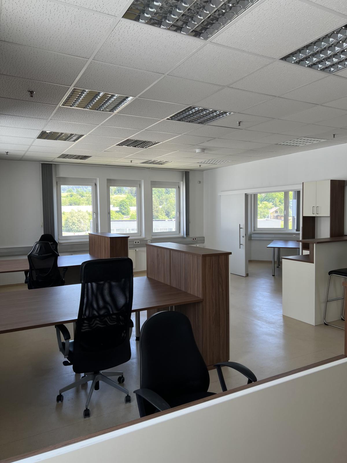 B&uuml;ror&auml;ume 118 m&sup2; im Gewerbepark Wernberg - Bild# 3